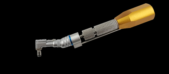 Sekrup Mini Pengemudi Ortodontik Gigi Titanium Alloy Dengan Kepala yang Berbeda